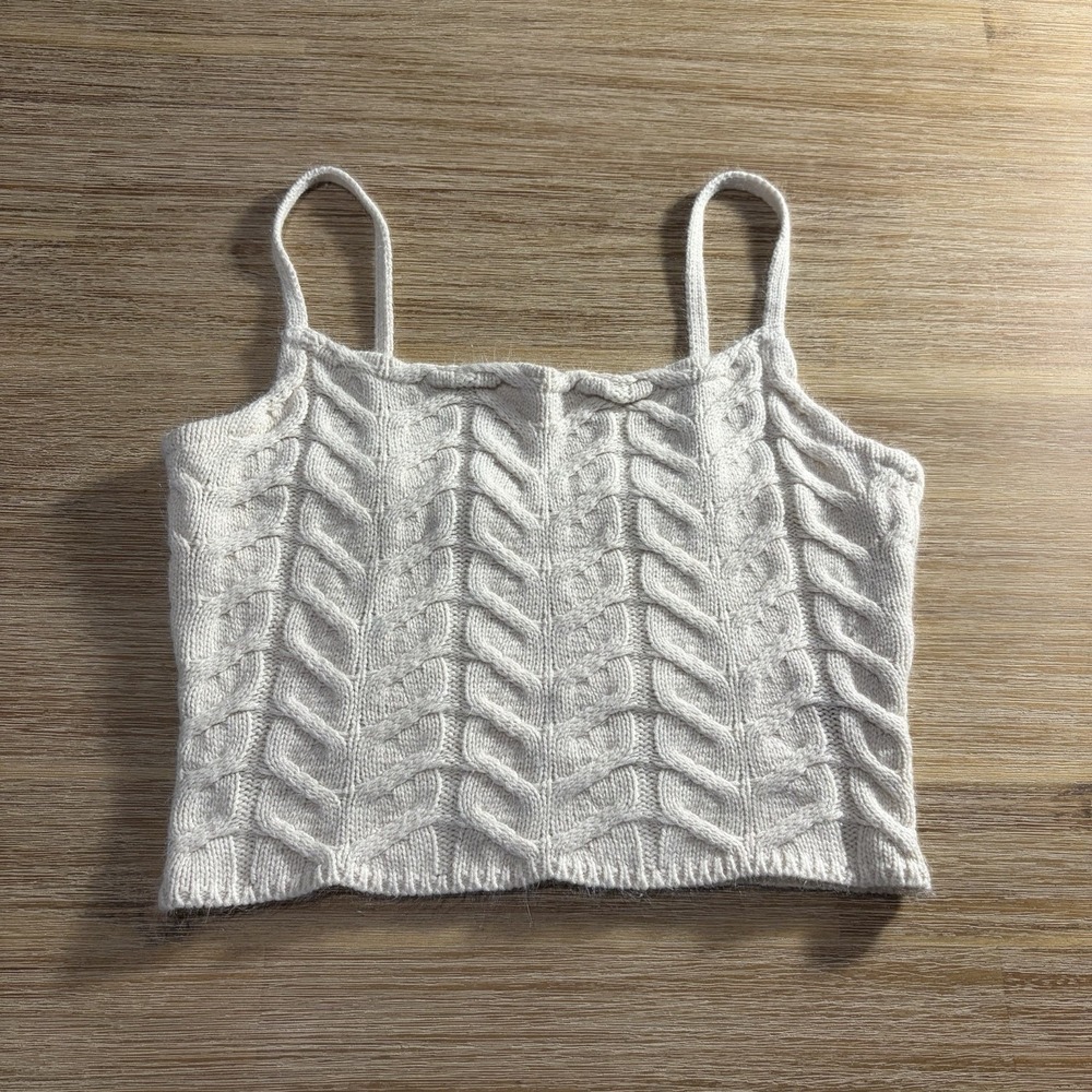 Cider Beige Cropped Sweater Tank Size Small